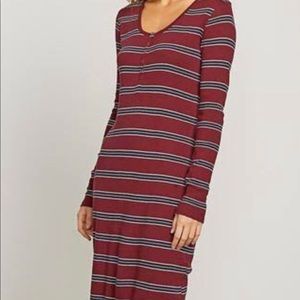 🎁 NWT Volcom Lounge Dress